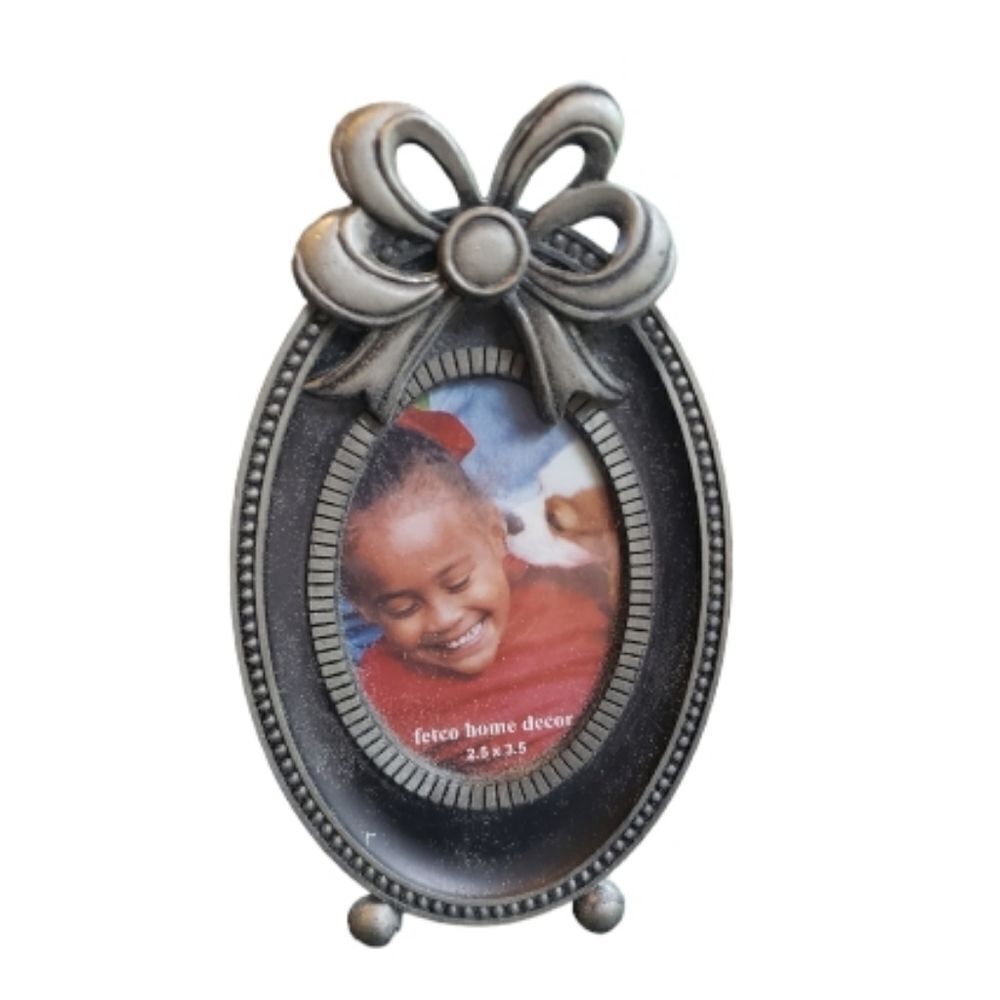 Fetco Pewter Bow Oval Picture Frame 2.5 x 3.5